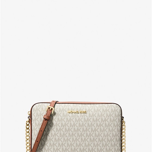 Michael Kors Jet Set large crossbody bag. - Picture 2 of 2